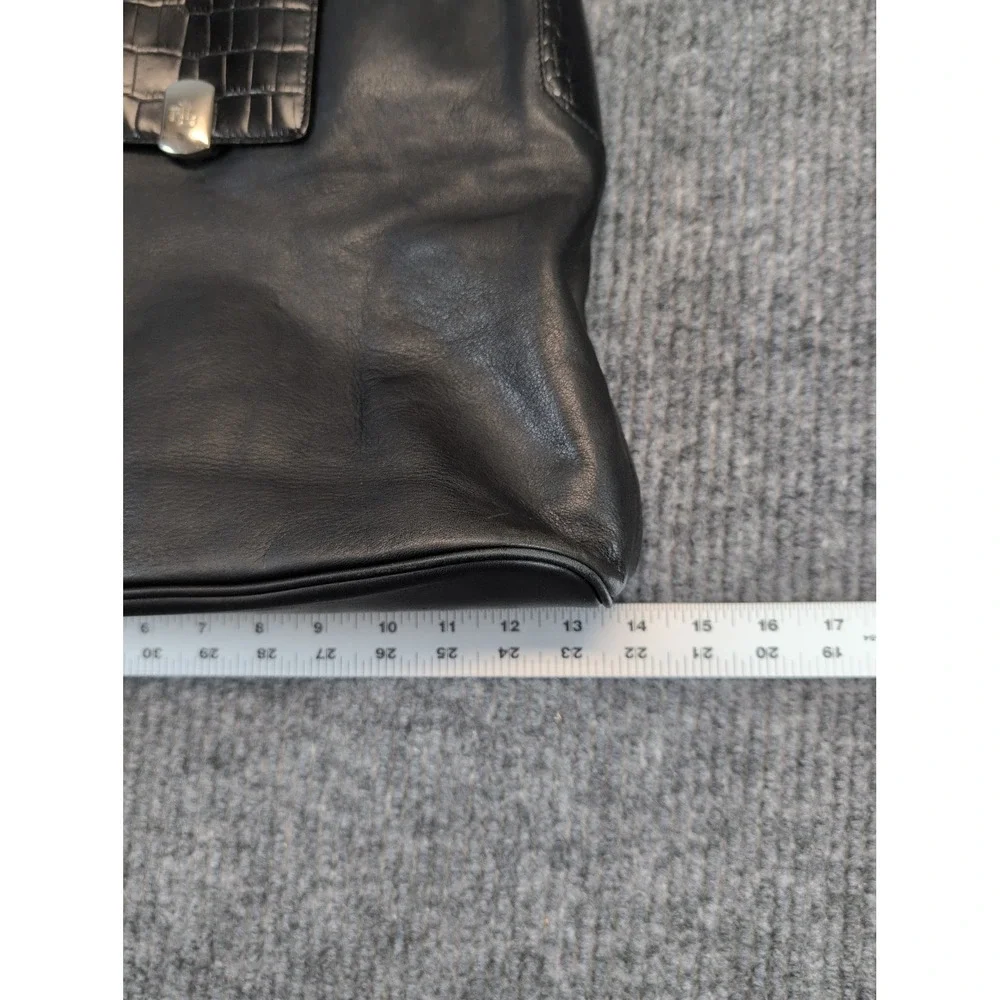 Lauren Ralph Lauren Soft Black leather Shoulder bag crocodile Pattern-embossed